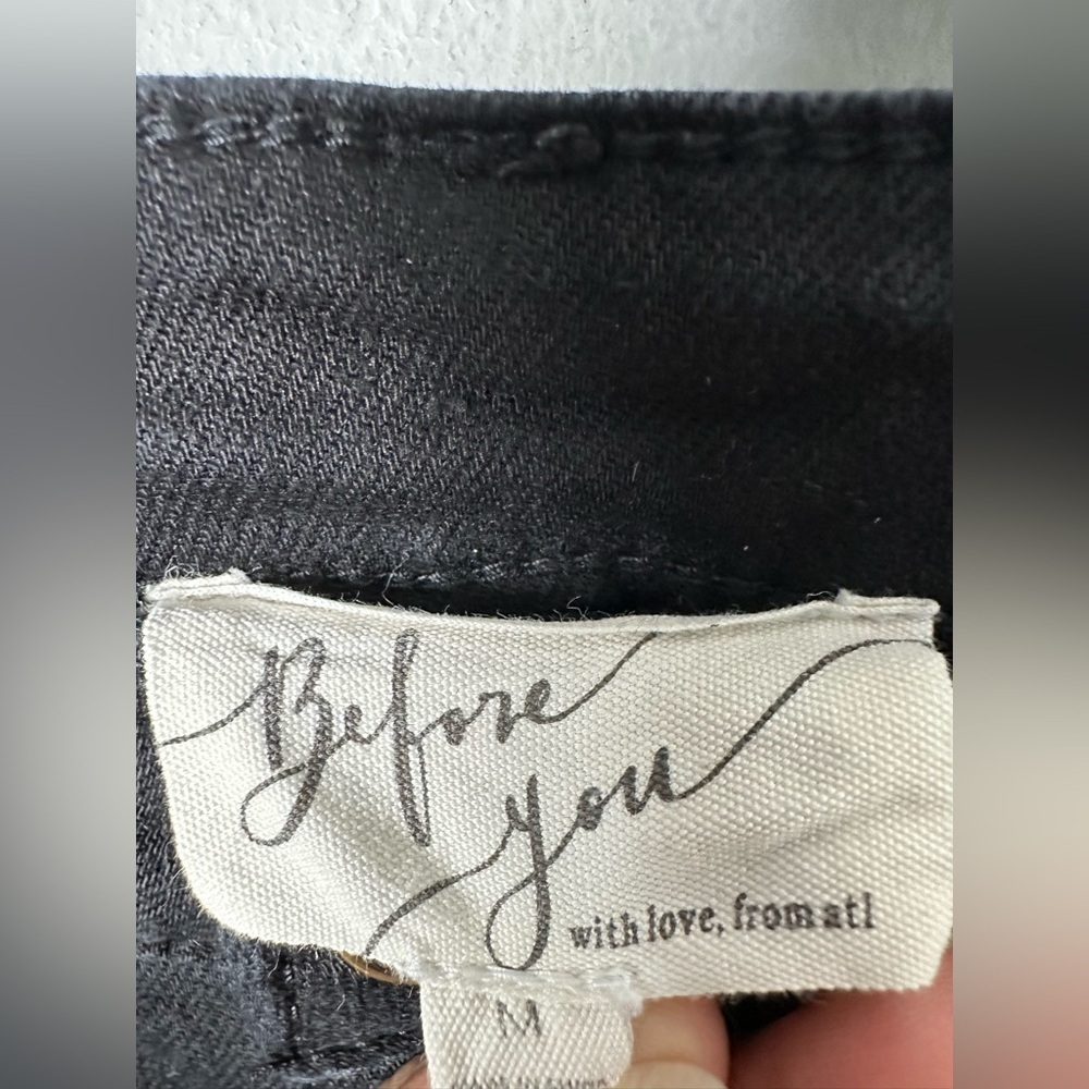 Before You Cropped Raw Frayed Hem Stretchy Jeans Black Size Medium - Picture 5 of 11